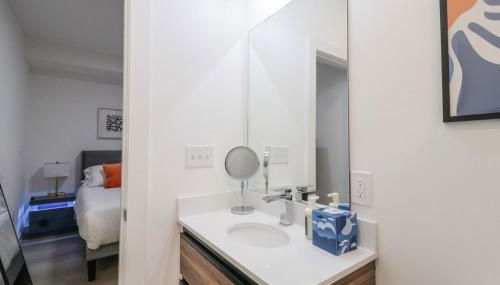 Unit 1 Stylish Studio with King Bed and Sofa Bed - Foto 3