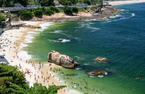 Ocean Blue Moderno Próximo à Praia do Leblon Vista Mar Espetacular Piscina Garagem Wi Fi e Sauna - Foto 42