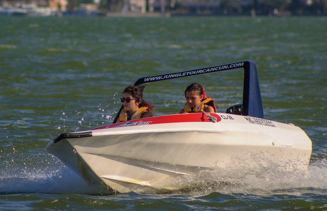 Erleben Sie dieses extreme Erlebnis, Speedboat-Tour & Schnorchel inklusive. - Foto 3