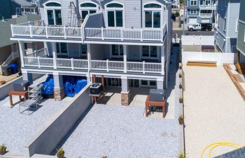 Ocean and Beach Views from Five Decks in Ortley Beach - Foto 2