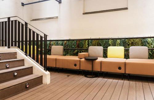 SmartRental Collection Gran Via Centric - Photo 60