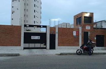 Lindo apart na Praia do Futuro com 2 suítes - Foto 18