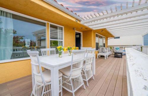 Sunlit La Jolla Village Gem with Peak Ocean Views - Photo 3