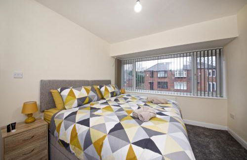 Beautiful Cozy Home With Free Parking - Foto 23