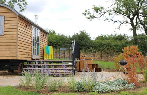 Fair Farm Hideaway - Photo 19