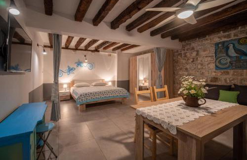 Manor house Aman - Photo 8