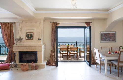 Avra Private Suites - Photo 56