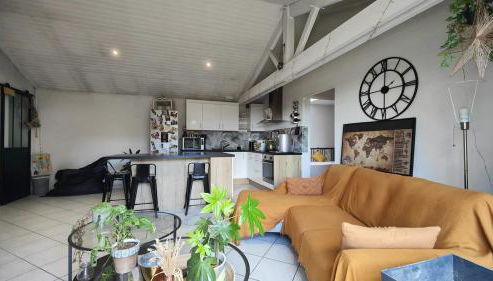 Charmante maison t3 avec 2 chambres et jardin clos - Foto 2