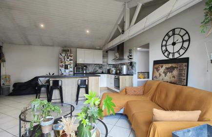 Charmante maison t3 avec 2 chambres et jardin clos - Foto 2