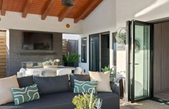 Panoramic Ocean sunset Views with Heated Pool & Spa best location - Foto 48