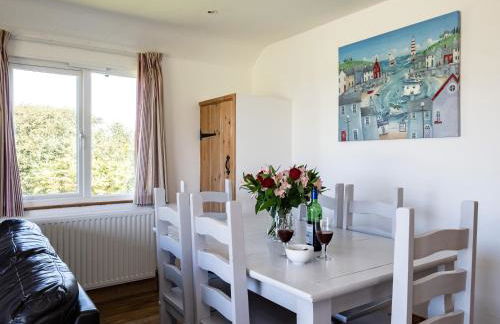 Harbour Lodge - Photo 9