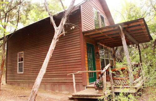 The Firehouse at Creekside Camp & Cabins - Foto 1