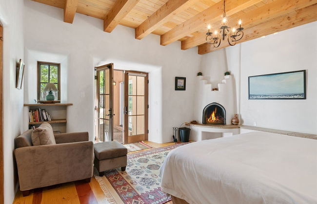 El Torreon - Exclusive Luxury Home, Nestled Next to Water and Trees - Foto 9