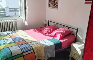 Appart indépendant, 1 lit deux personnes et 1 appoint Piscine Jardin Direct Gare Aéroport et jardin - Foto 35