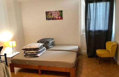 Appart T2 spacieux proche Gare TGV - Foto 3