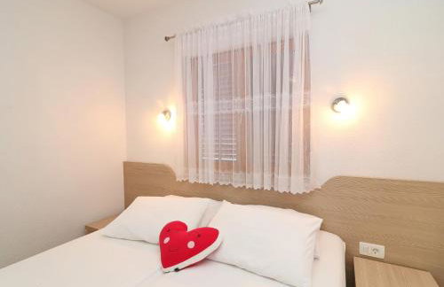 Seaside Apartments Hrka - Comfort One Bedroom Apartment with Terrace and Sea View 1 - Foto 5