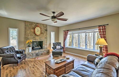 Family-Friendly Terra Alta Home with Lake View! - Foto 3