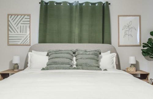 Boho retreat w pool & beach access - Foto 6