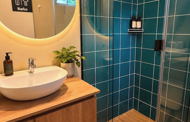 One Living by Roots Rentals - Foto 71