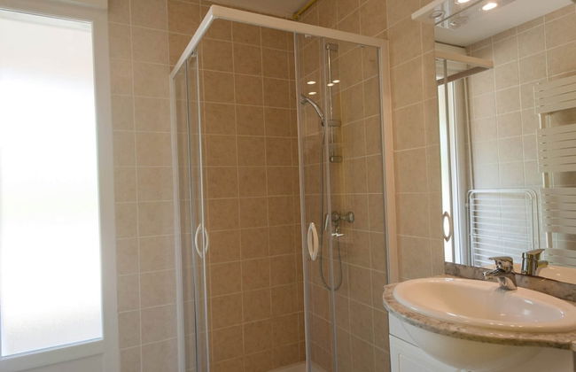 Amazing Cottage in Sauze-vaussais With Terrace - Foto 8