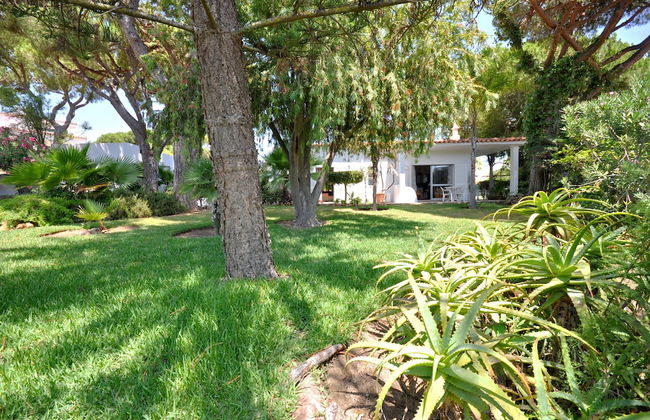 Delightful Single-storey Villa, Private Pool, Free air Conditioning and Wifi - Foto 23