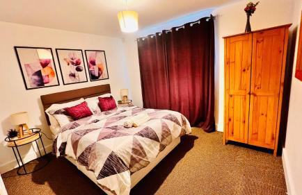 Birmingham City Centre Apartment with Parking - Photo 16