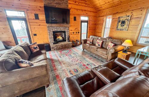 Skyview Hideaway - New Rental 2025 - Photo 37