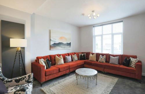 Large Luxury Home in Solihull - Sleeps 14 near NEC & BHX - Foto 7