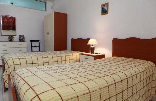 CASA FRONTE MARE POSTO ROSSO 8 POSTI LETTO - Foto 11