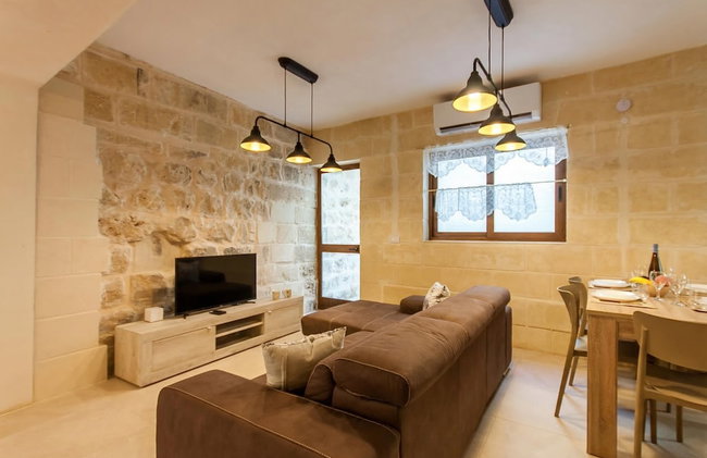 Naduri, Beautiful Gozitan Villa + Pool - Foto 28