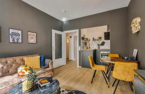 Rock trifft Ruhrpott by Cordis Sky für bis zu 3 Personen 5 Minuten zur Messe Essen oder Hauptbahnhof - Foto 14