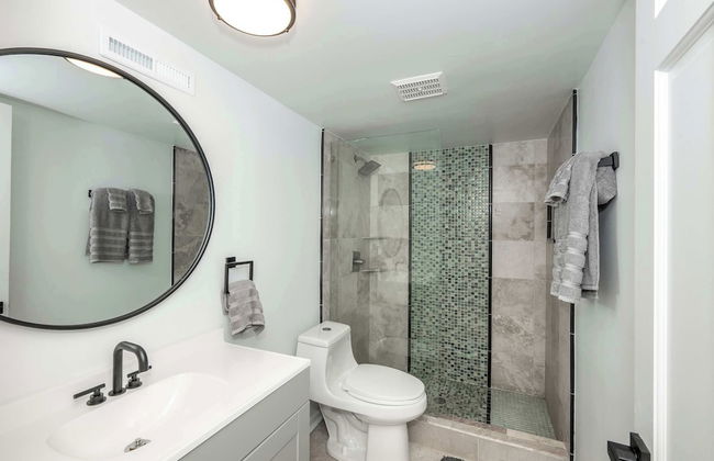 Top Notch City Escape w King Bed - Foto 34