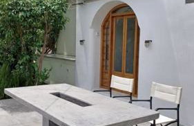 The Arch House - Photo 24