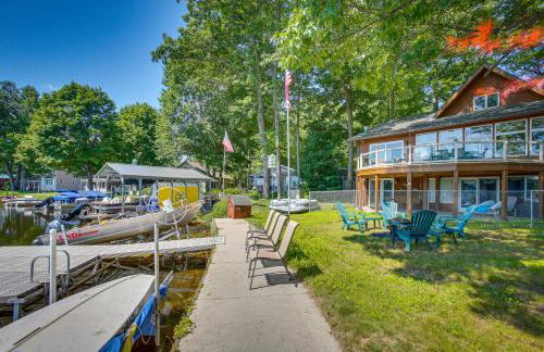 Sauna and Fireplaces! Lakefront Cadillac Retreat - Foto 43