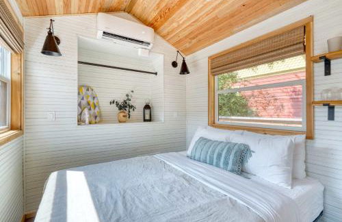 Stay Portland - Restored Farmhouse & Backyard Tiny House Village - Photo 46