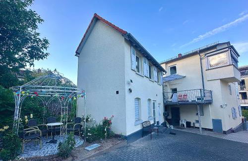Zentrale Ferienwohnung in Friedrichsdorf für 1-7 Personen - Foto 2