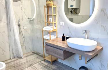 La casa di Raysa con idromassaggio vicino al Duomo - Photo 16