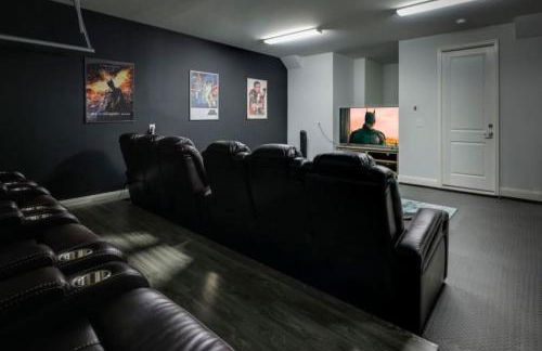 WeHo Nashville Home, Geodis Park, Private Movie Theater! 10min to Broadway! Sleeps 10! - Foto 12