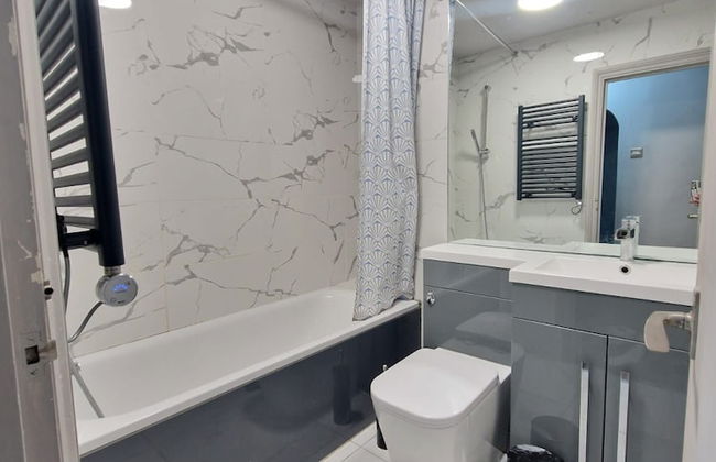 Baker Street Apartments - Photo 78