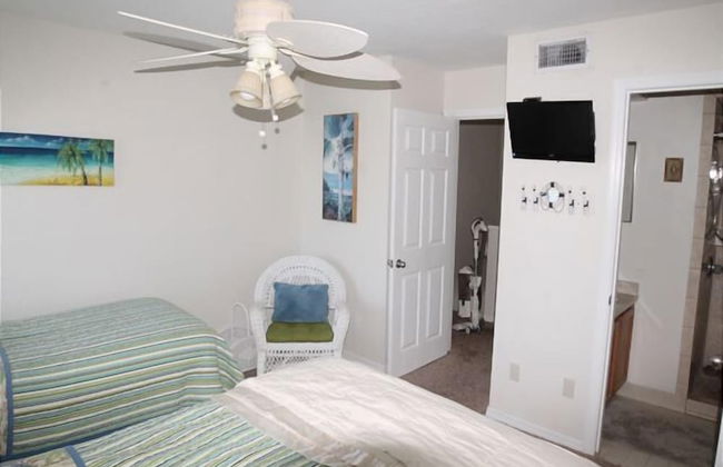 Colony Reef 15C - Photo 5