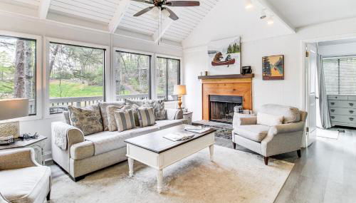 Lake and Golf Course Views Big Canoe Home with Deck! - Foto 4