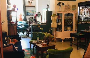 LOFT D ARTISTES AVEC PATIO AU PORT DE NICE - Photo 1