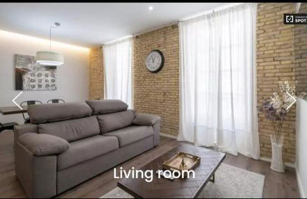 New! Designer apartment in center with fast Wi-fi - Photo 13