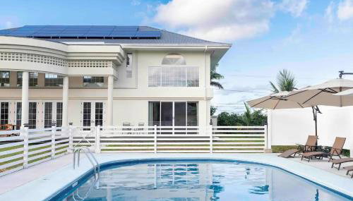 Hilo Villa w/pool- 16 guests max - Foto 2