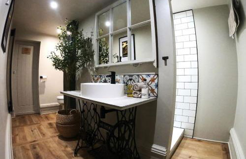 'The Den' - Malvern - A King Size or Twin Beds plus a Sofa Bed - Foto 29