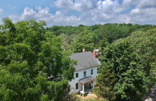 Craftsman Hideaway at the 1841 Farmhouse - Foto 26