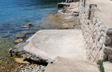 Mediterranean paradise on the island of Sestrunj - Photo 5