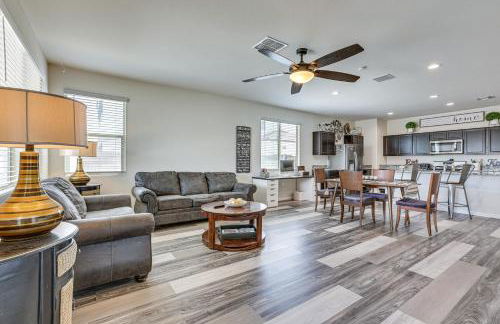 Patio and Fire Pit! Cozy Desert Retreat in Buckeye - Foto 4