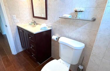 NEW Daytona Beach - Cozy Vacation Home with Saltwater Pool - Foto 6