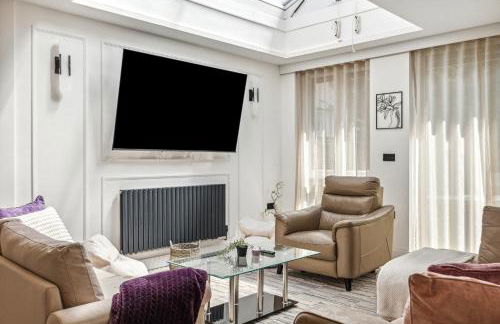 Spacious 6 Bedroom Luxury Home Sleeps 14 Royal Manor 57 - Foto 26